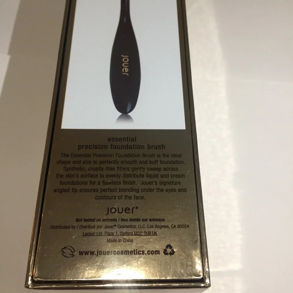 Jouer foundation brush